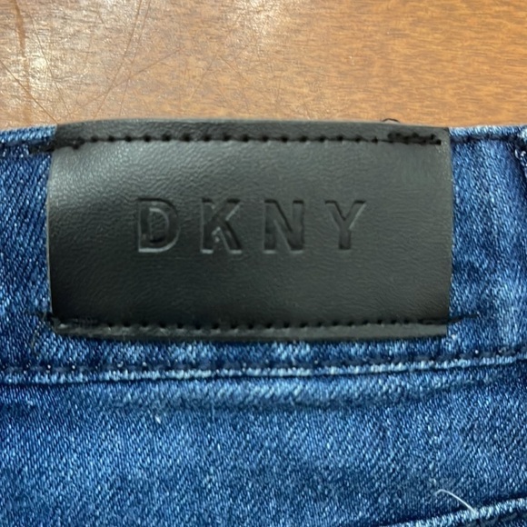 DKNY Girls Studded Jean Mini Skirt Blue Denim Size 4 - Picture 3 of 7